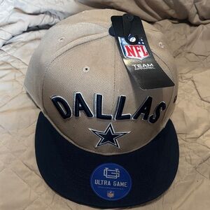 Dallas NFL Team Apparel Two-Tone Snapback Hat - Beige & Navy